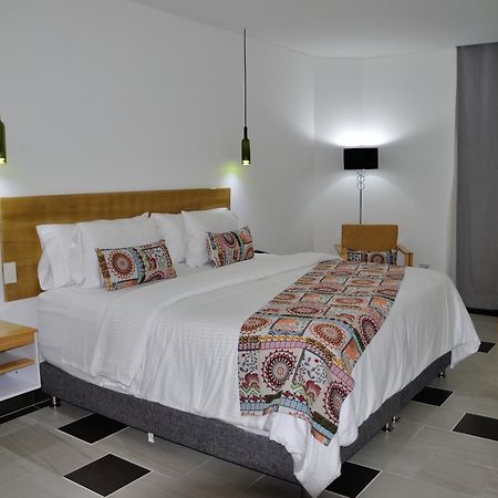 Hlu Hoteles Cartagène Extérieur photo
